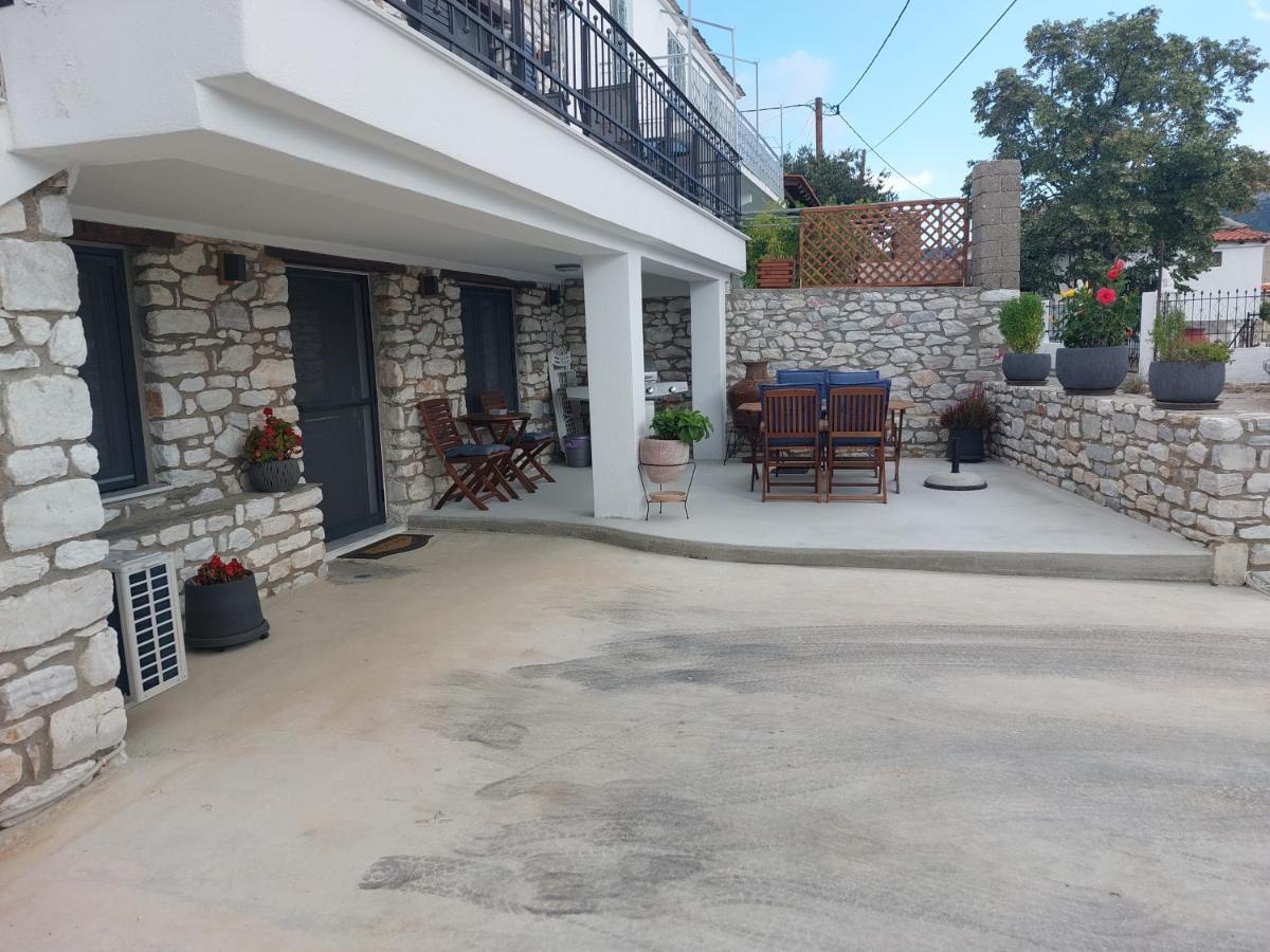 Maria Tsomou Villa Theologos  Bagian luar foto